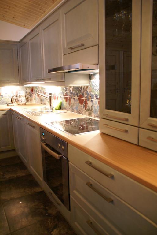 Kartanohotelli Satulinna Huvilat Hirvensalmi Zimmer foto