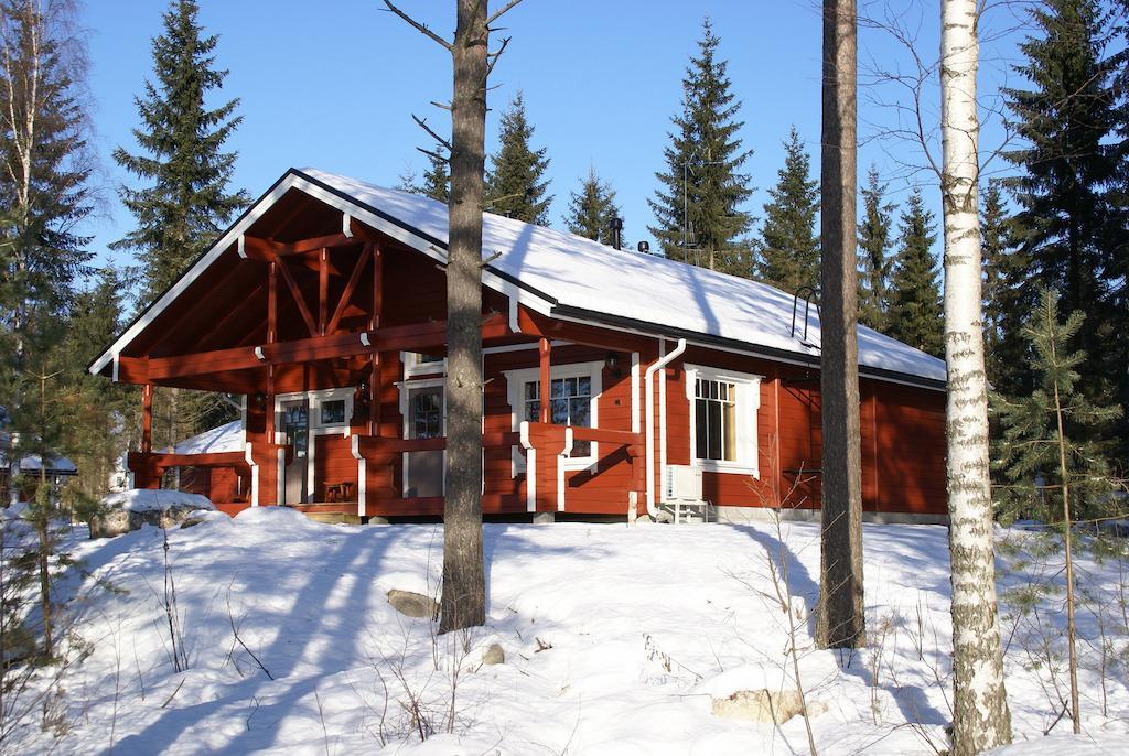 Kartanohotelli Satulinna Huvilat Hirvensalmi Zimmer foto